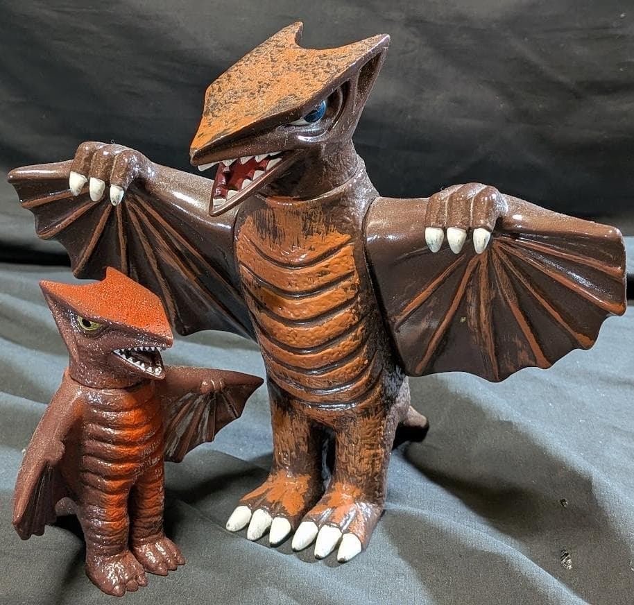 ギャオス 昭和ガメラ対戦怪獣（日東復刻）スタンダード＆ミドル ソフビフィギュア