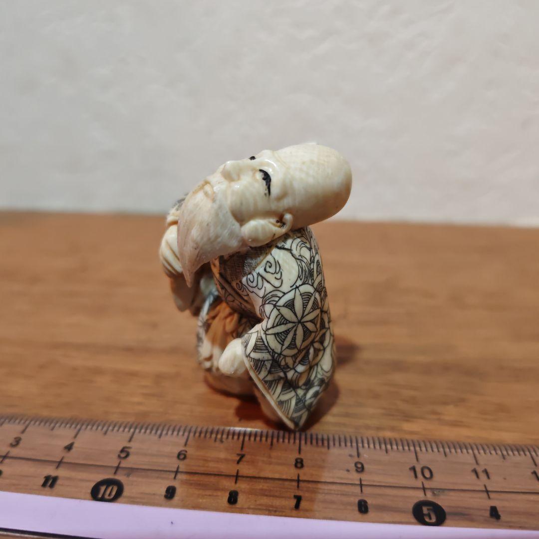 時代提物 七福神置根付 天然素材 在銘【福禄寿】高さ約5cm 重さ約37ｇ