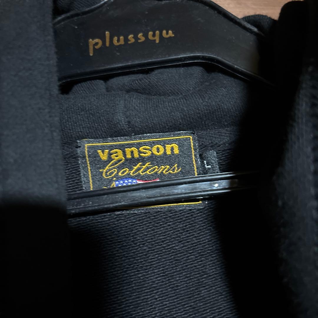 VANSON ワイリーコヨーテ ルーニーチューンズ ジップパーカー