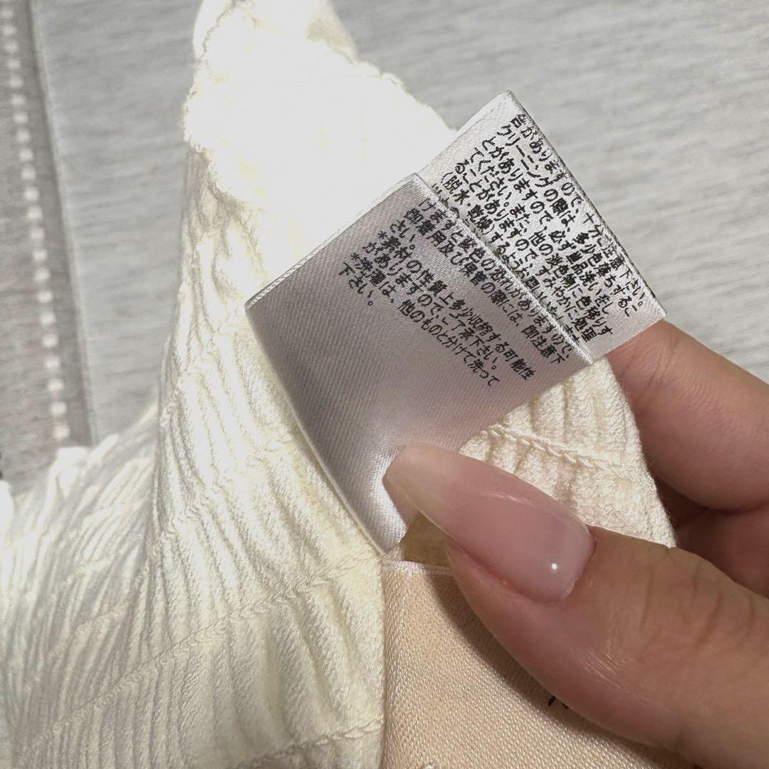 トップス Andmary Ami shirring logo tops