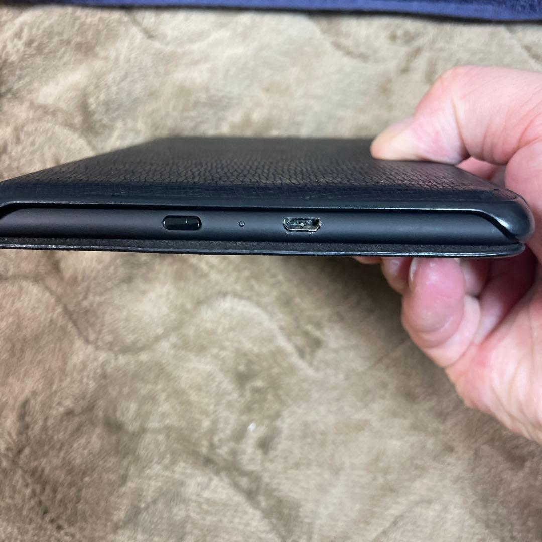 Kindle Paperwhite 第10世代 広告無し　8GB純正カバーセット