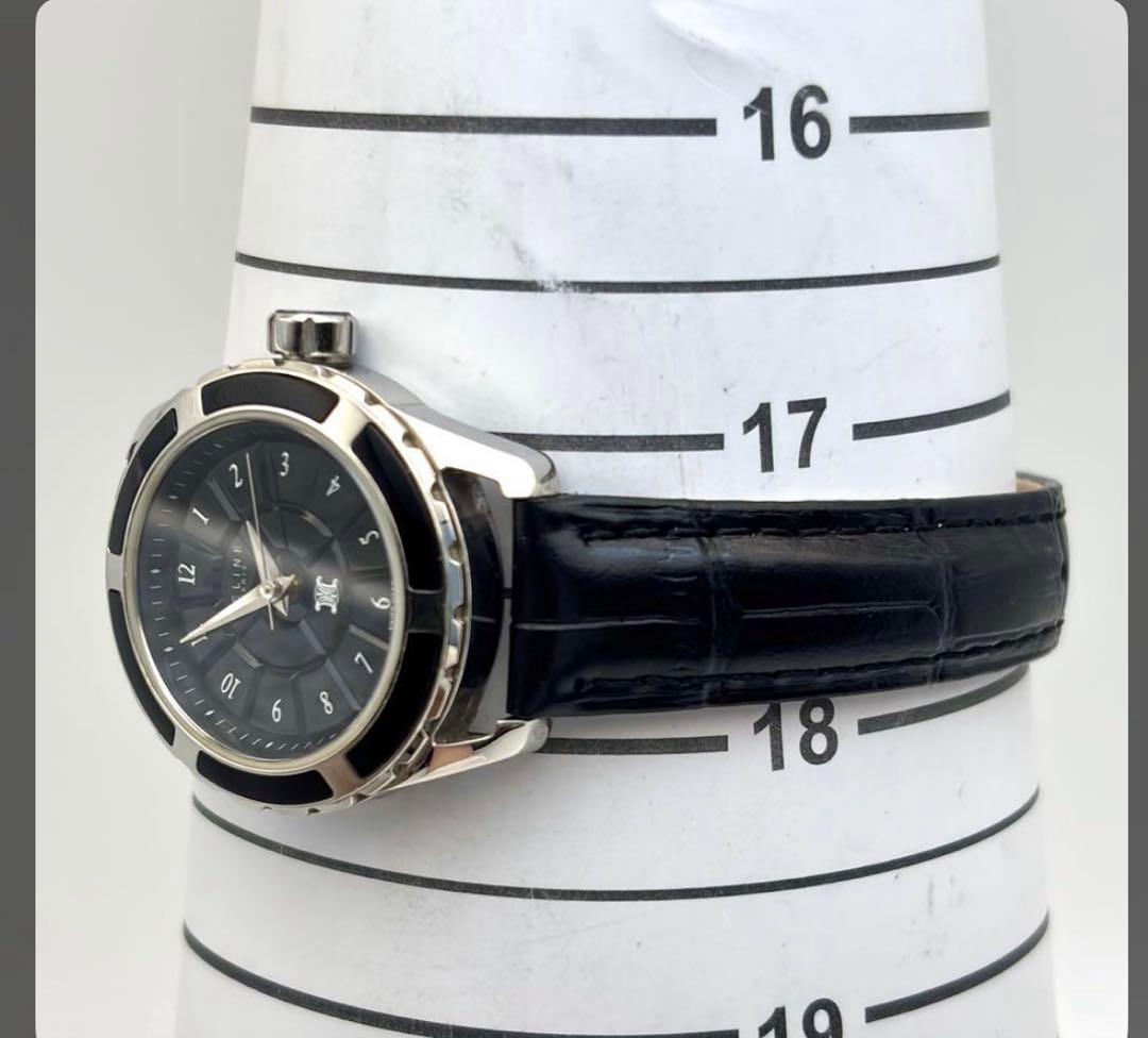 り*ん様 【稼働/新品電池】セリーヌ　トリオンフ　ラベニュー　腕時計　黒文字盤