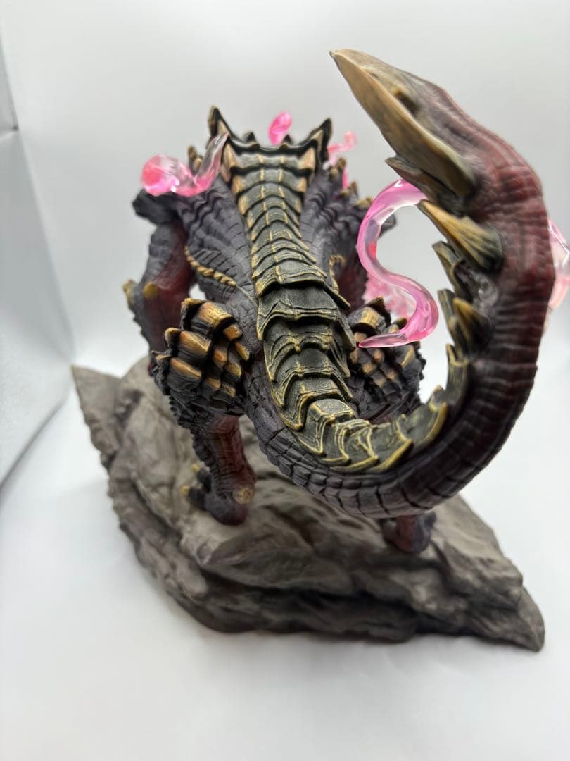 モンスターハンター マガイマガド クリエイターズモデル フィギュア