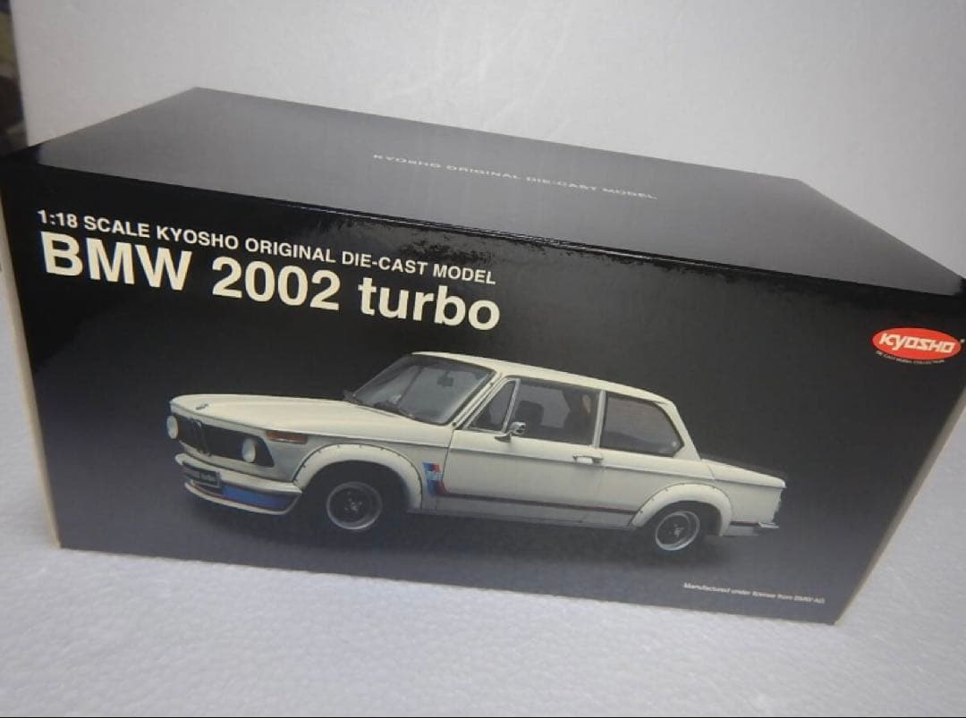KYOSHO 1/18 BMW 2002turbo （White)絶版稀少モデル