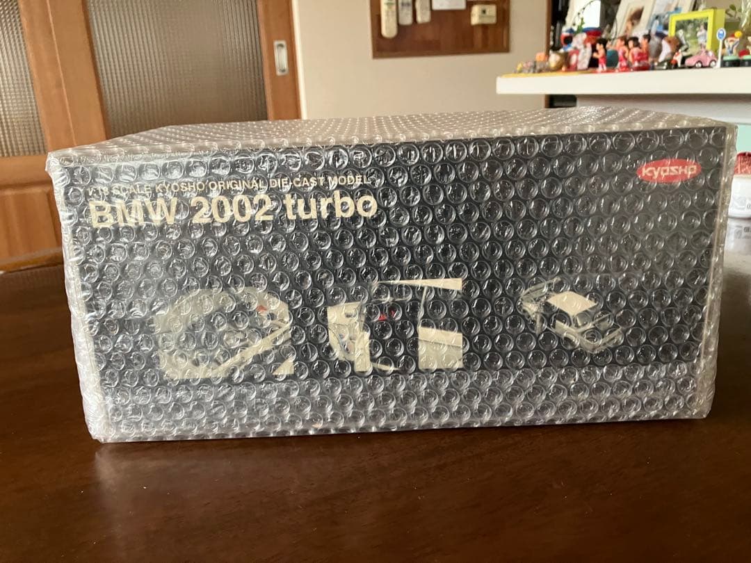 KYOSHO 1/18 BMW 2002turbo （White)絶版稀少モデル