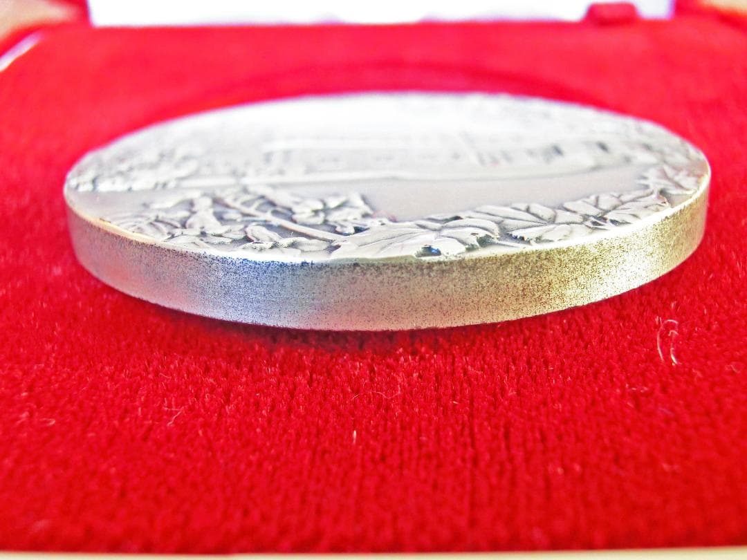 内閣制度創始百周年記念メダル　純銀製