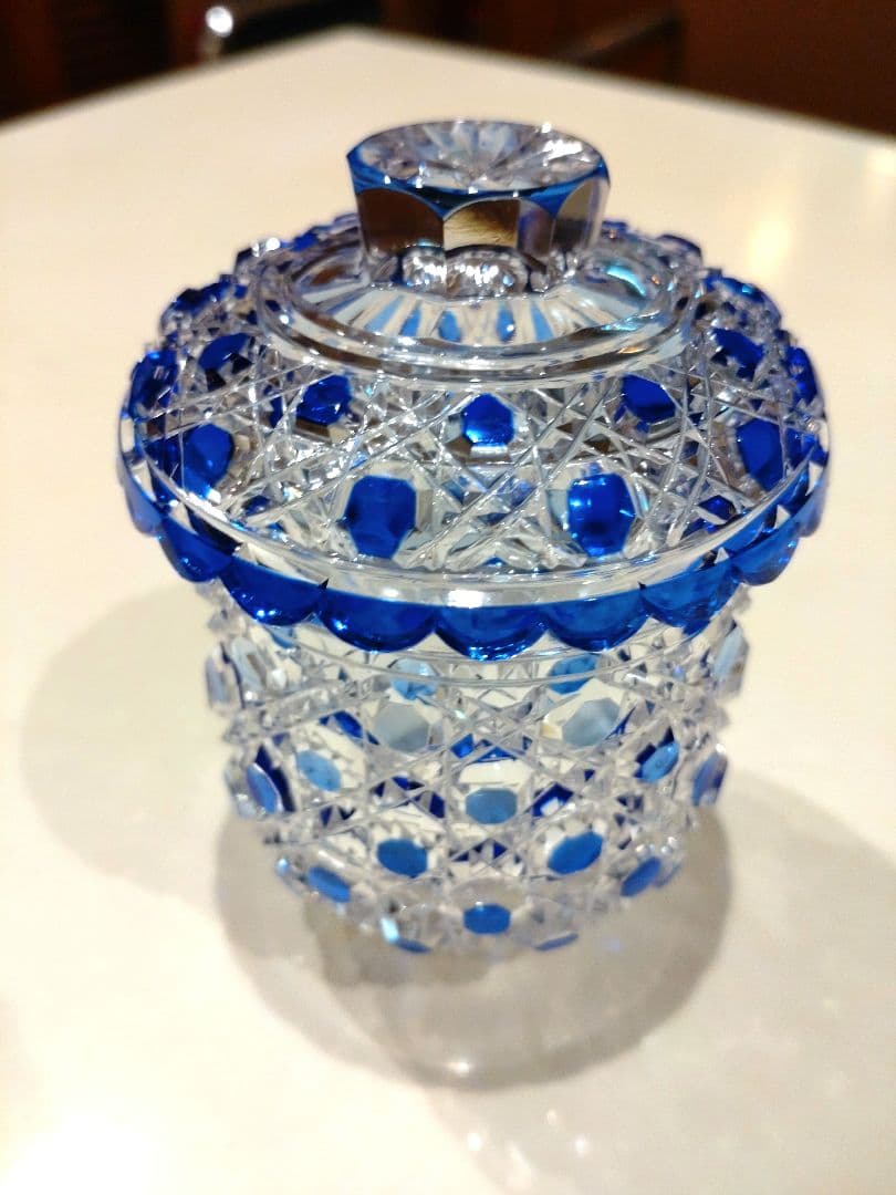 江戸切子　蓋物