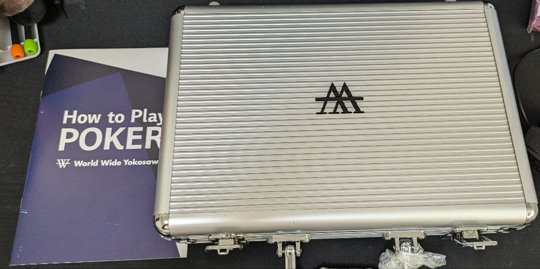 チップ1つのみ開封　世界のヨコサワ ポーカーセット