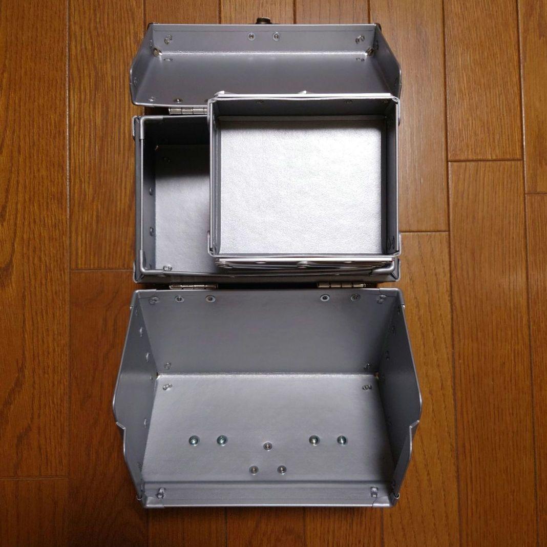 シュウウエムラ カールラガーフェルド コラボ メイクボックス