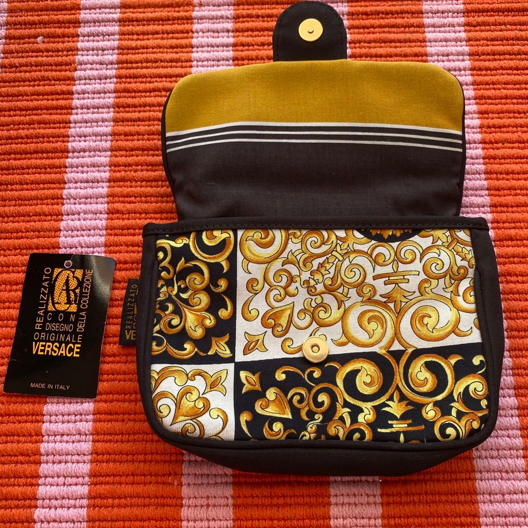 M*様 VERSACE ショルダーバッグ ゴールド ブラック　メデューサ