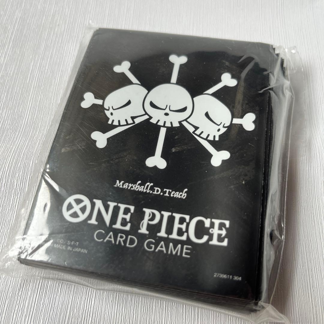 ONE PIECE カードゲーム　スリーブ 4つセット