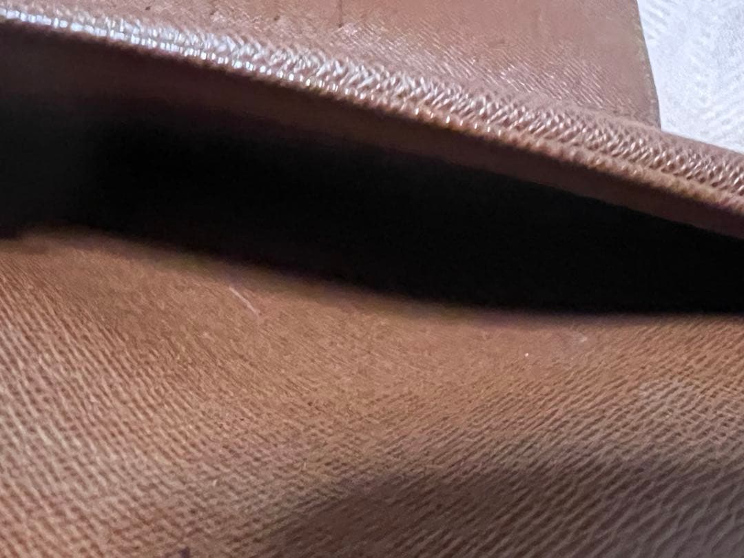 ルイヴィトン　三つ折り財布　モノグラム　ポルトトレゾール M61202