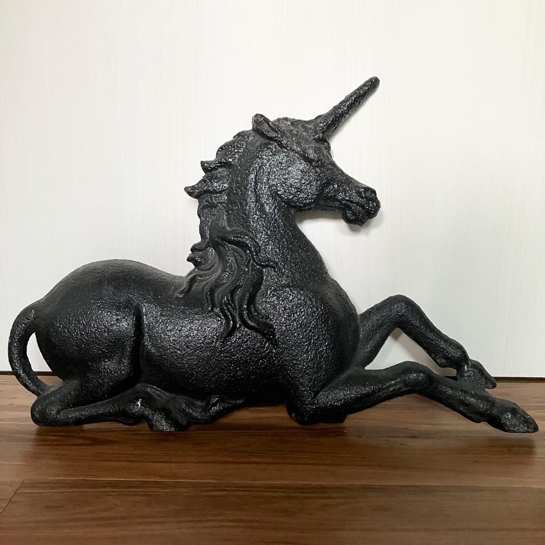 フランスアンティーク　ユニコーンのオブジェ　置物