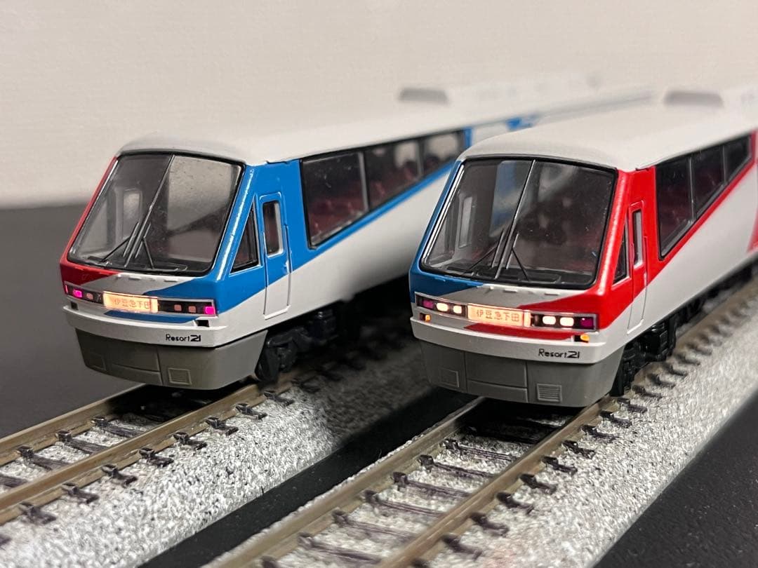 KATO 伊豆急2100系 Resort21