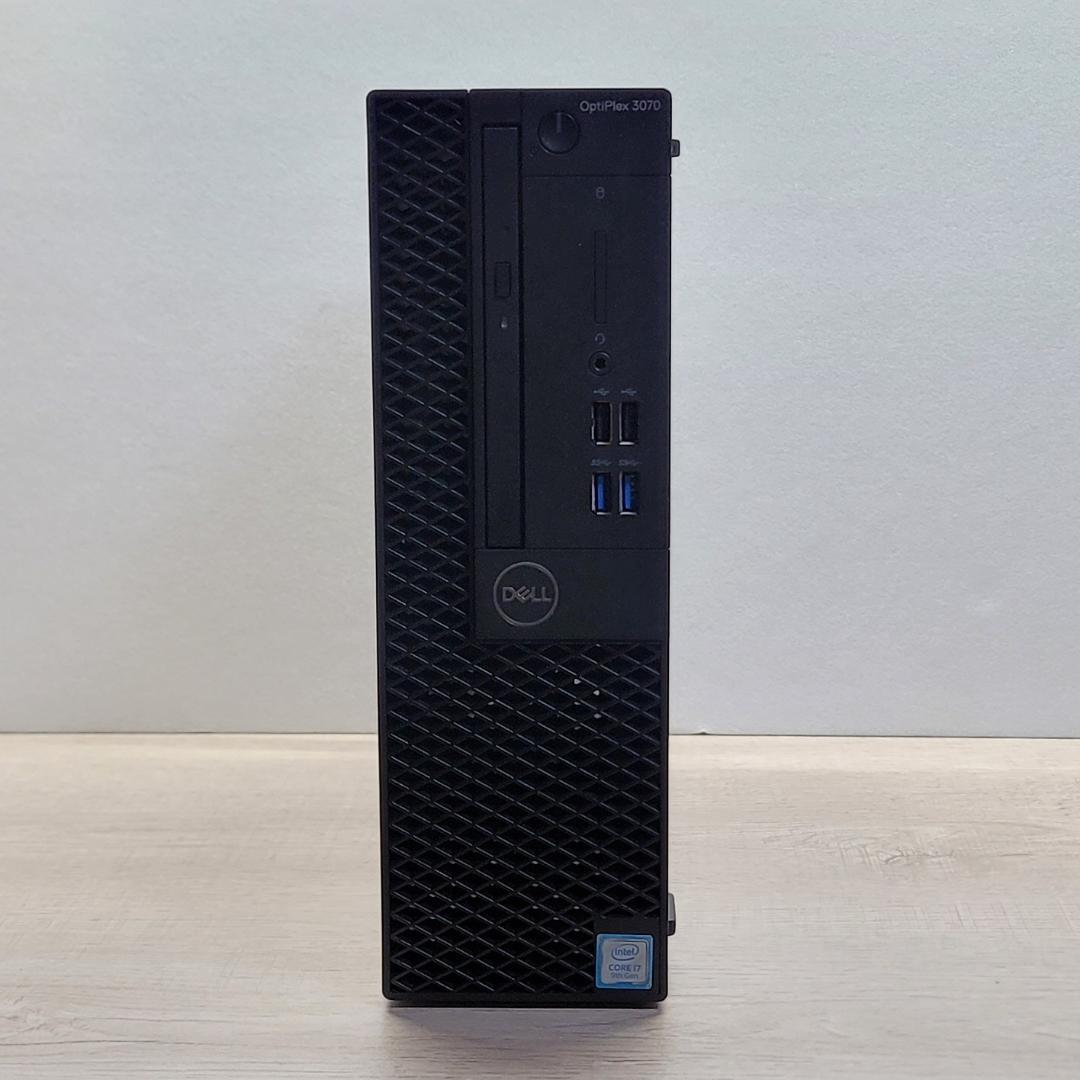 Core i7 9700／無線LAN内蔵／16G／SSD256G／HDD500G