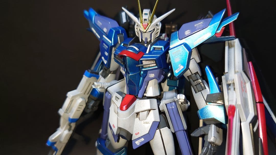 HGライジングフリーダムガンダムとイモータルジャスティスガンダム