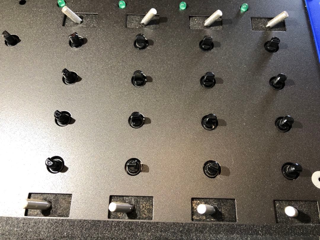 Roland ローランド　DJ-2000