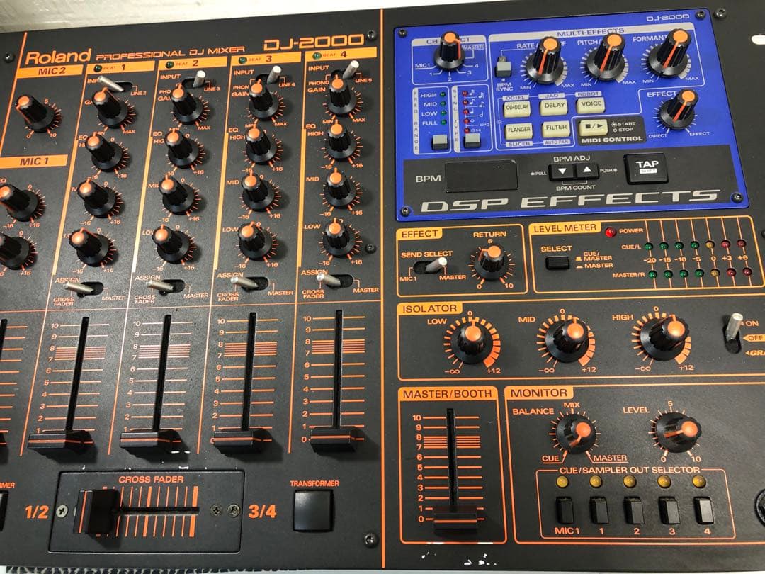 Roland ローランド　DJ-2000