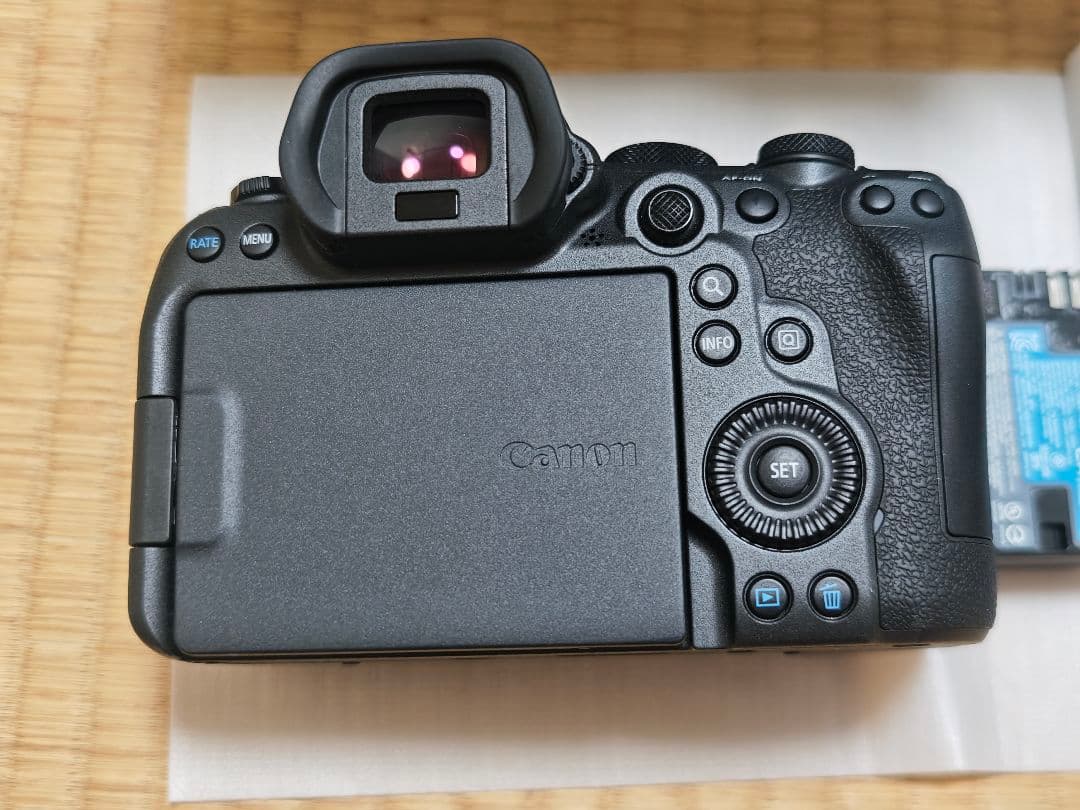 Canon EOS R6 Mark2 ボディシャッター回数1750元旦特価