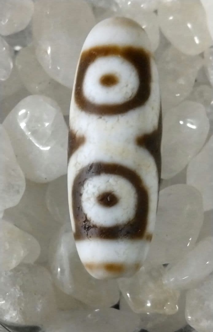 751　天珠　三眼天珠　高品質　貴重　珍品　 dzibeads　！