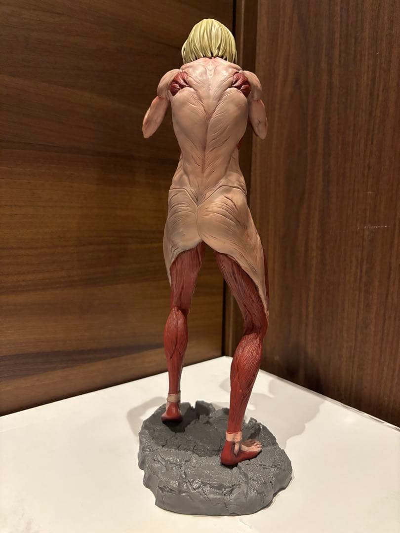 進撃の巨人 一番くじ A賞 女型の巨人 メガインパクト フィギュア