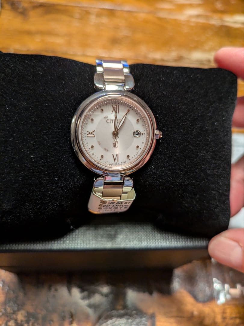 takasanシチズンクロスシー未使用品エコドライブES9465-50W