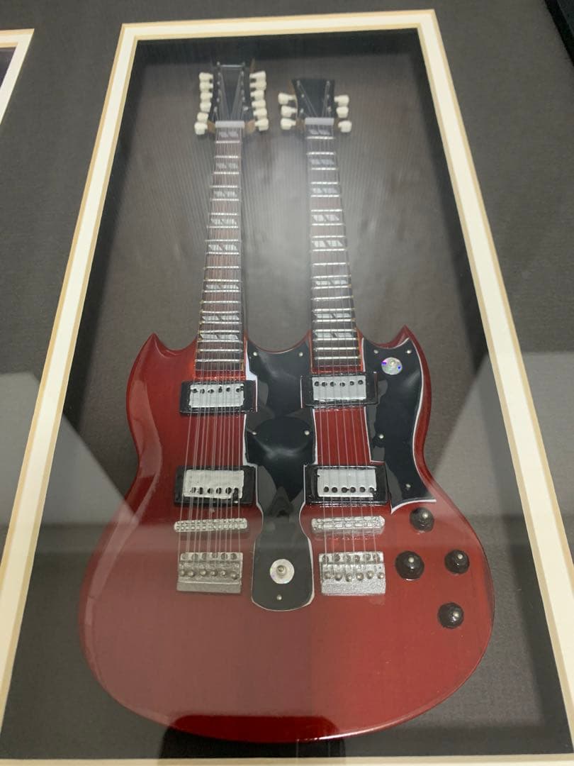 【希少】ギターリスト　ジミーペイジ写真　スケールギター　額縁