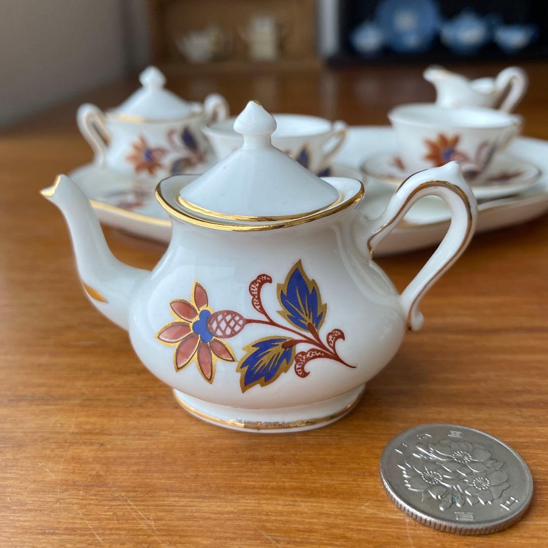 クラウンスタッフォードシャー ミニチュア　ティーセット　ティーフォーツー