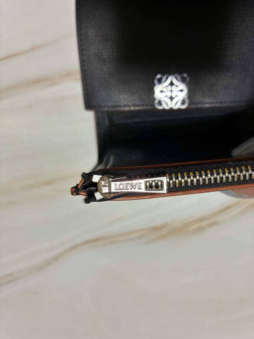 LOEWE 三つ折り財布 ブラック