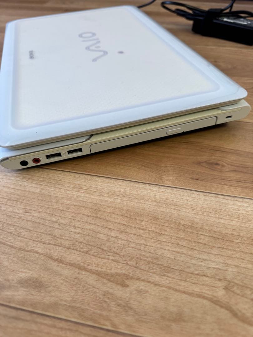 【SONY VAIO PCG-71611N】発送時初期化ノートパソコン