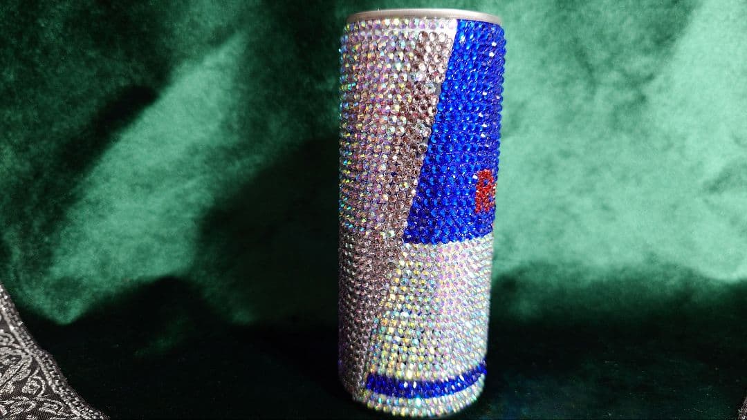 【最終値下げ】ギラギラ レッドブル デコ缶 4本セット