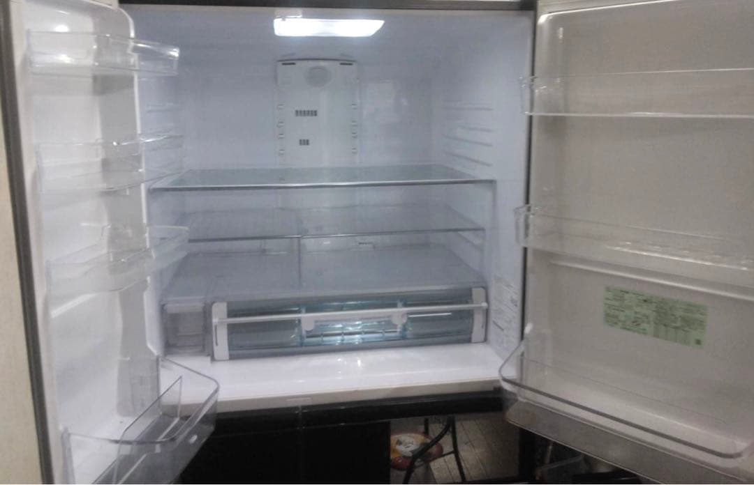 日立　HITACHI 冷蔵庫 真空チルド [6ドア /観音開きタイプ 735L]