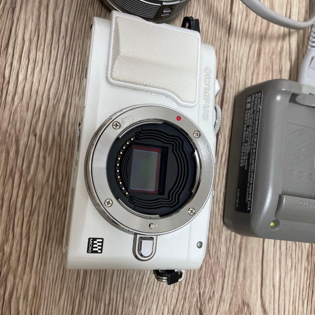 【ジャンク品】Olympus PEN Lite E-PL6ホワイト