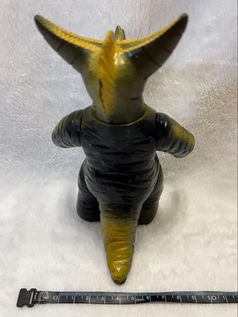 【ソフビ】ウルトラマンシリーズ 怪獣 パチ ゴモラ風