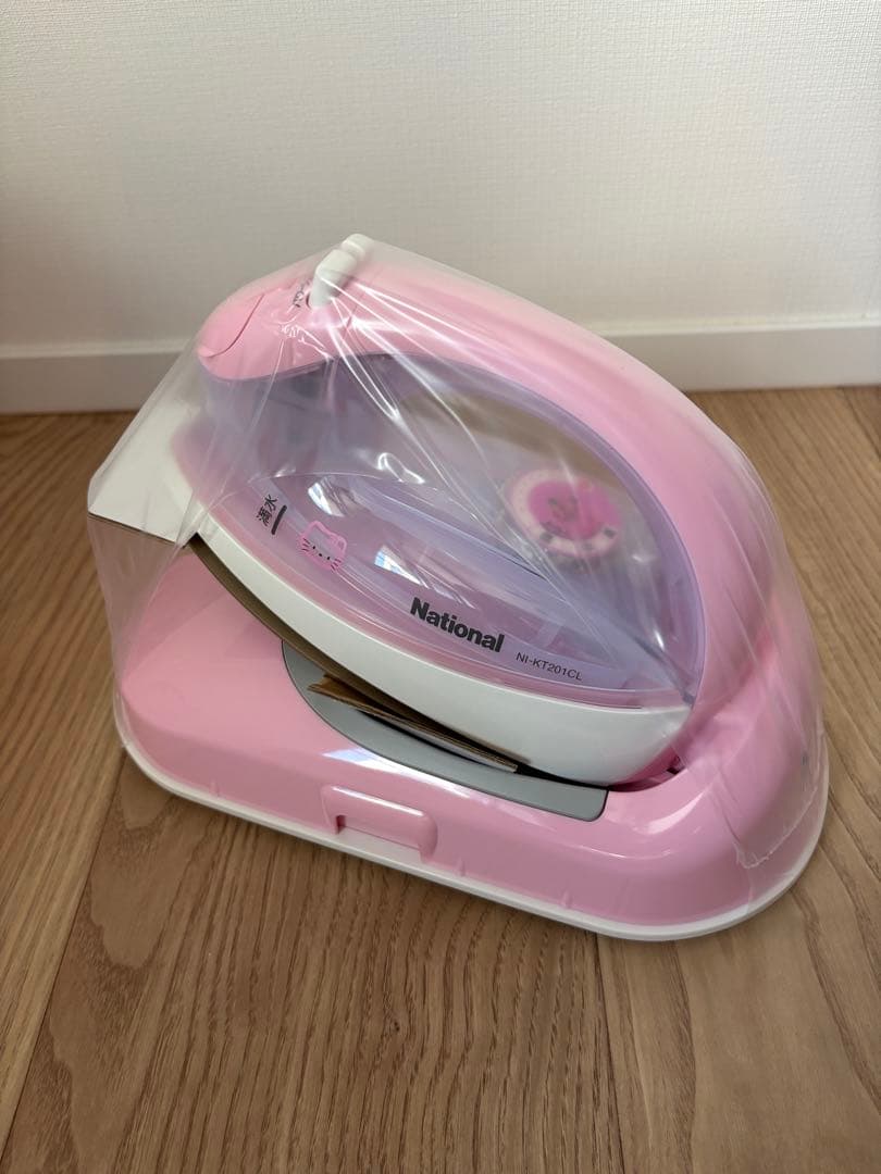 【新品】ハローキティ コードレススチームアイロン