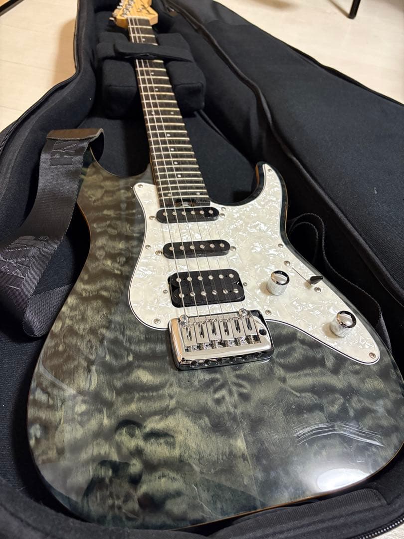 ストラト　エレキギター　G-MR-CTM STBK ケース付き