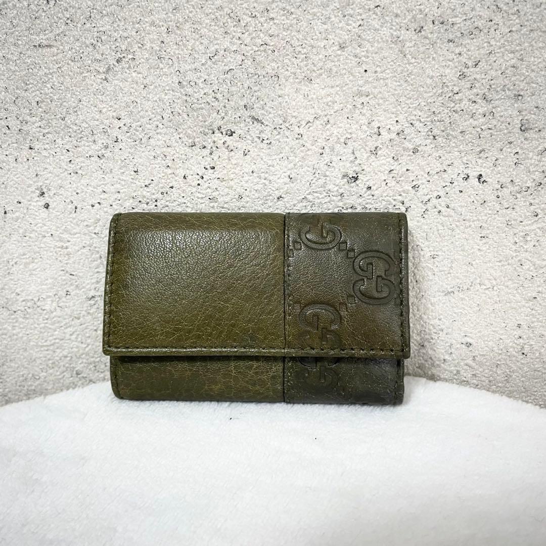 GUCCI グッチ　キーケース　シマ　レザー　GG 　本革　カーキ