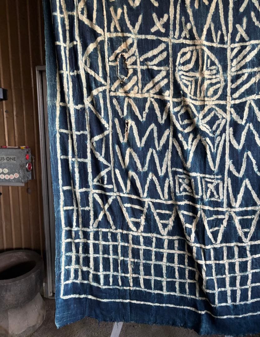 754 アフリカヴィンテージ カメルーン バミレケ族 藍染 ンドップ 古布 希少