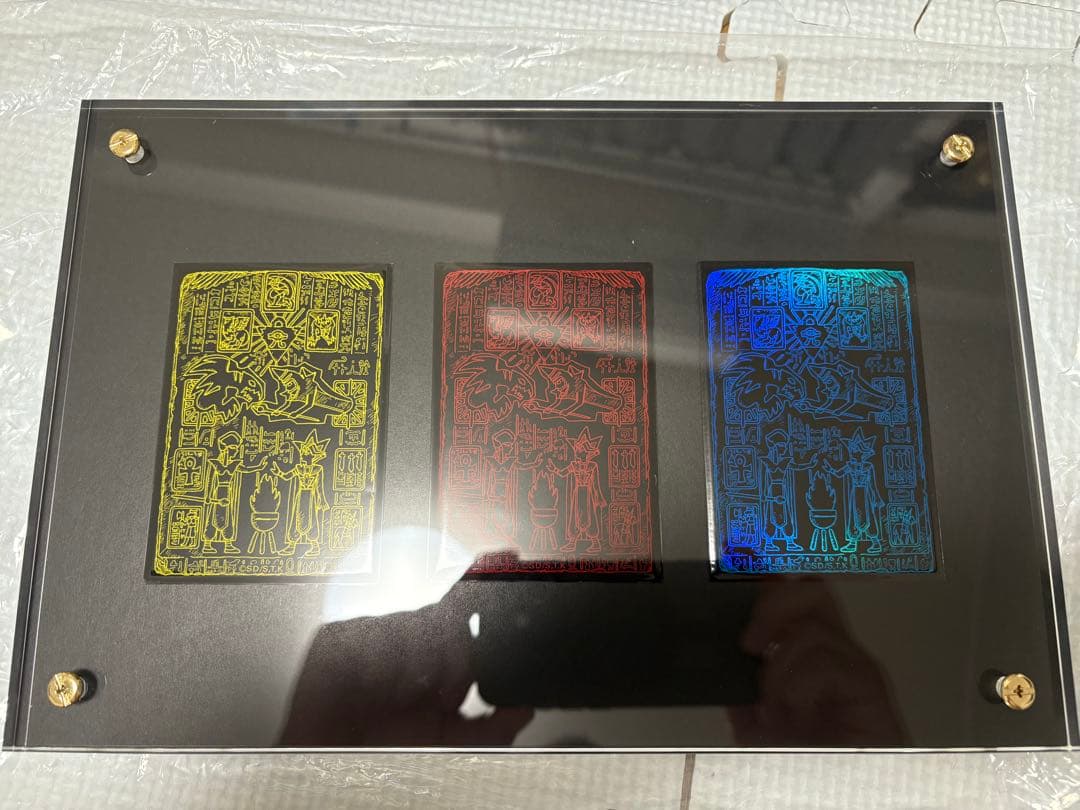 遊戯王 青眼の白龍 御三家 レリーフ ディスプレイケース QCCP-JP001