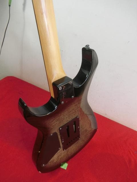 147：FERNANDES　フェルナンデス　エレキギター　ジャンク