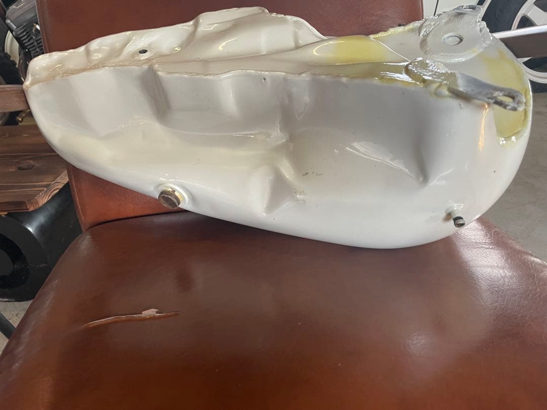 ショベル　タンク　ハーレー　amf flh 純正　当時物　ビンテージ　エボ　パン