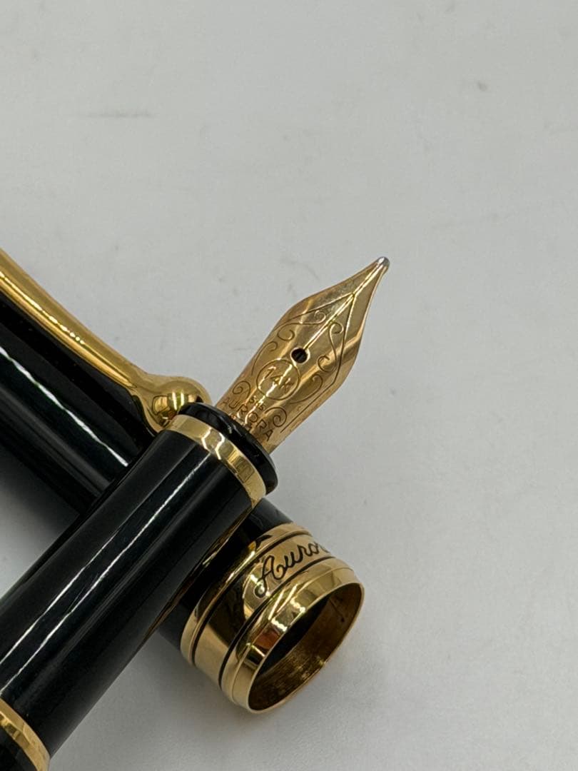 AURORA アウロラ 万年筆 14K 585 M オールブラック 中字