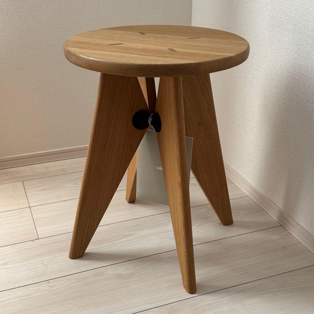 ジャンプルーヴェVitra Tabouret Bois solvay スツール