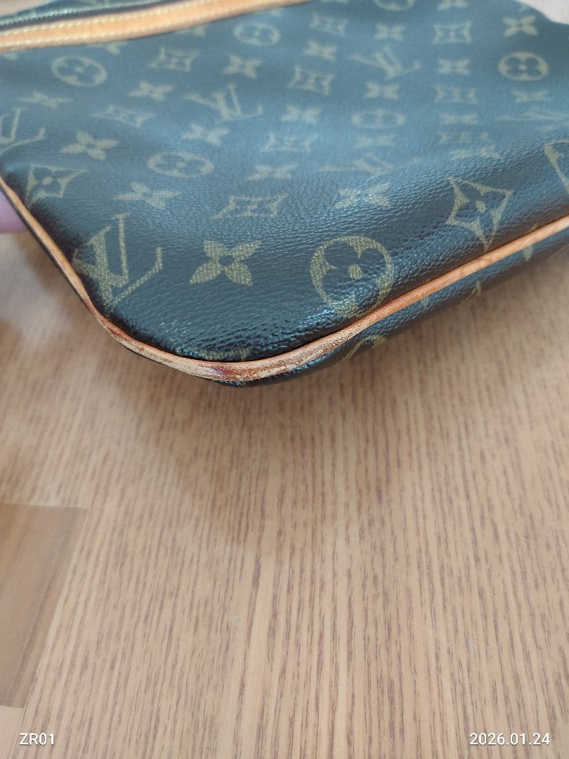 ルイヴィトン　ポシェットボスフォール　モノグラム　ショルダーバック