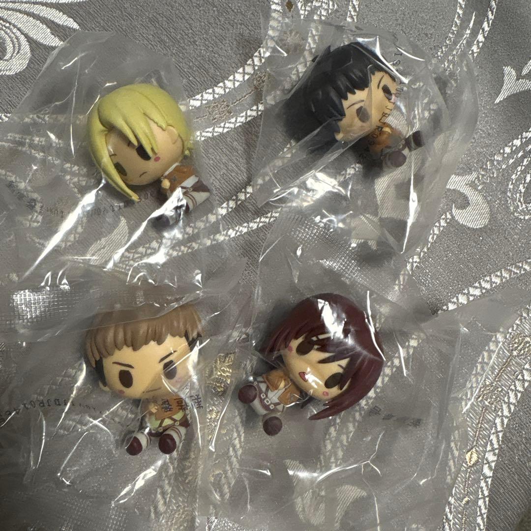 進撃の巨人　一番くじ　獣の巨人　　フィギュア　超大神巨人　ラストワン　リヴァイ