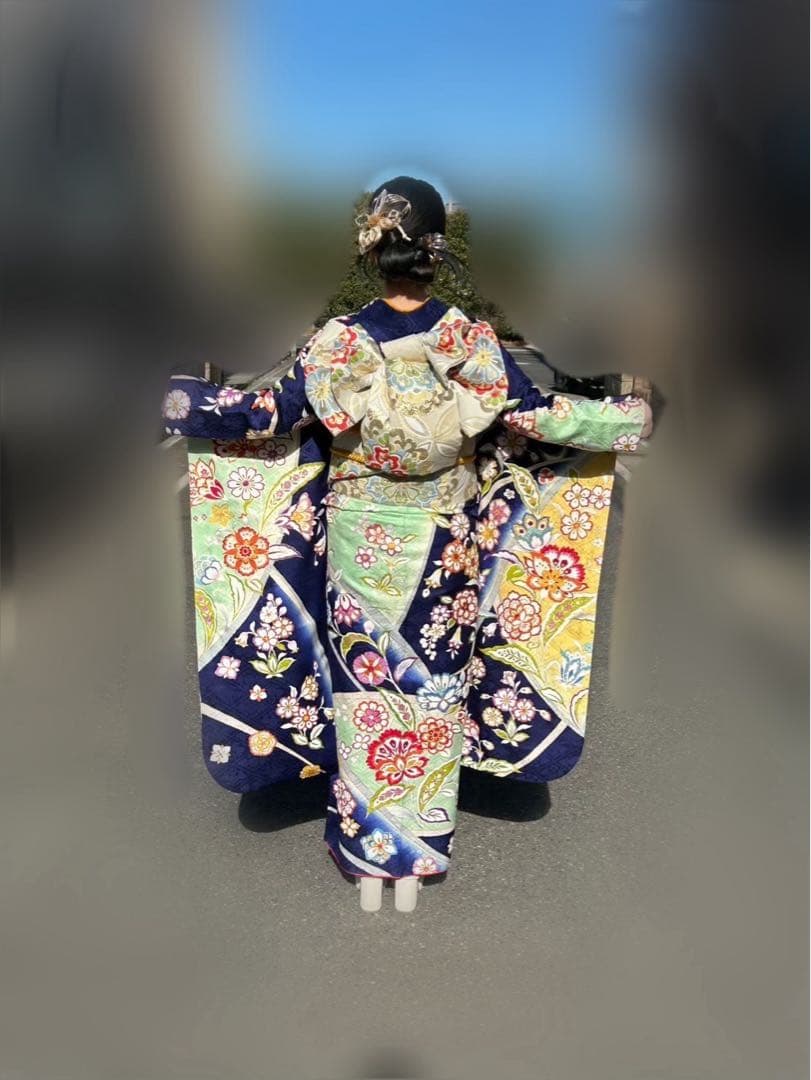 華やかな花柄振袖（紺色・黄色）　振袖　成人式　フルセット