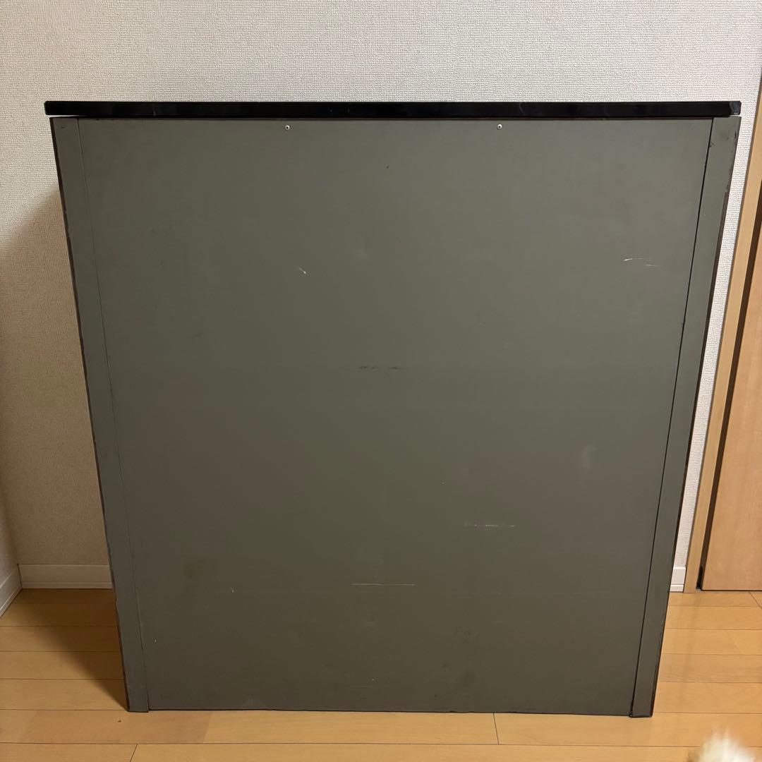 vintage インダストリアル　スチールキャビネット