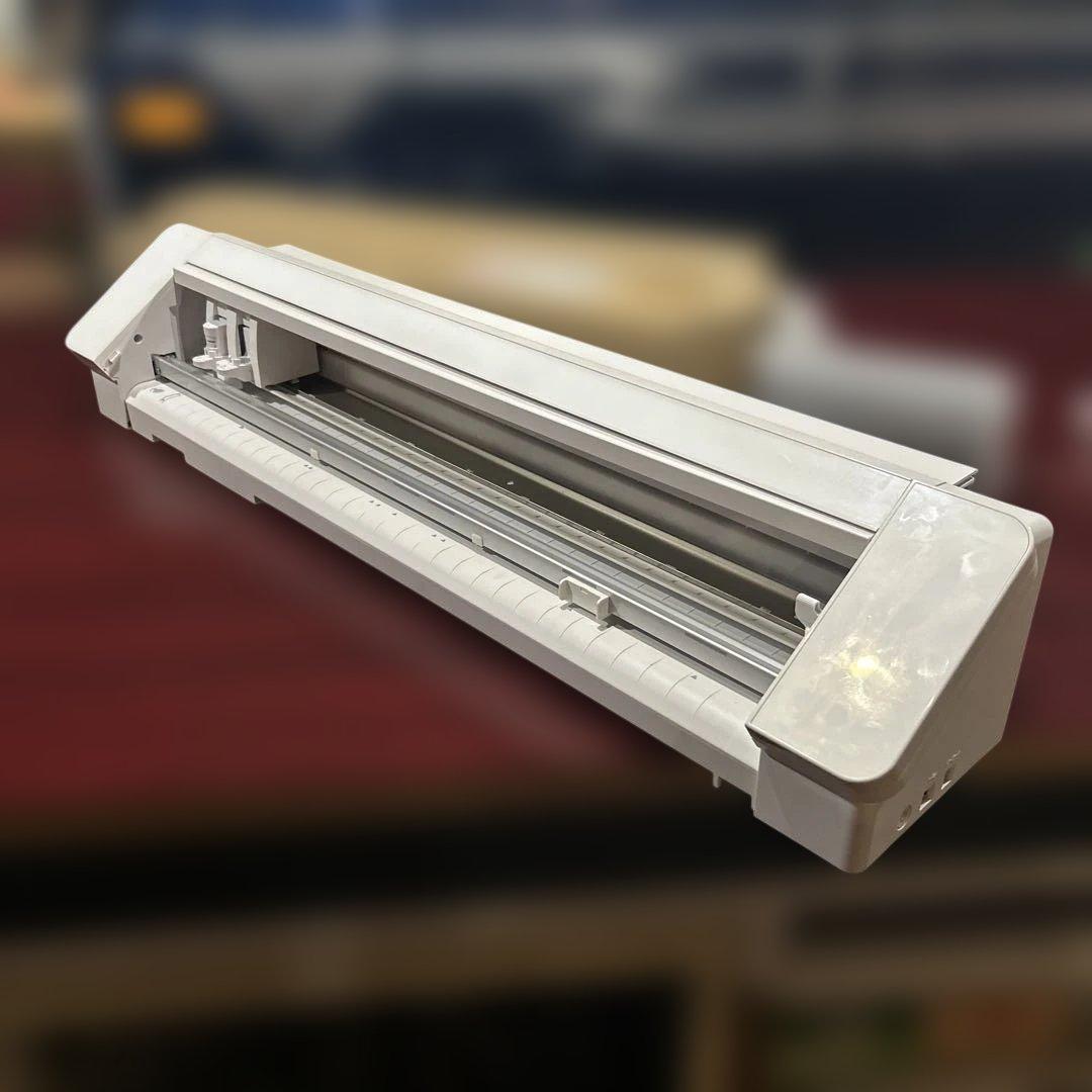 Silhouette Cameo 4 カッティングマシン