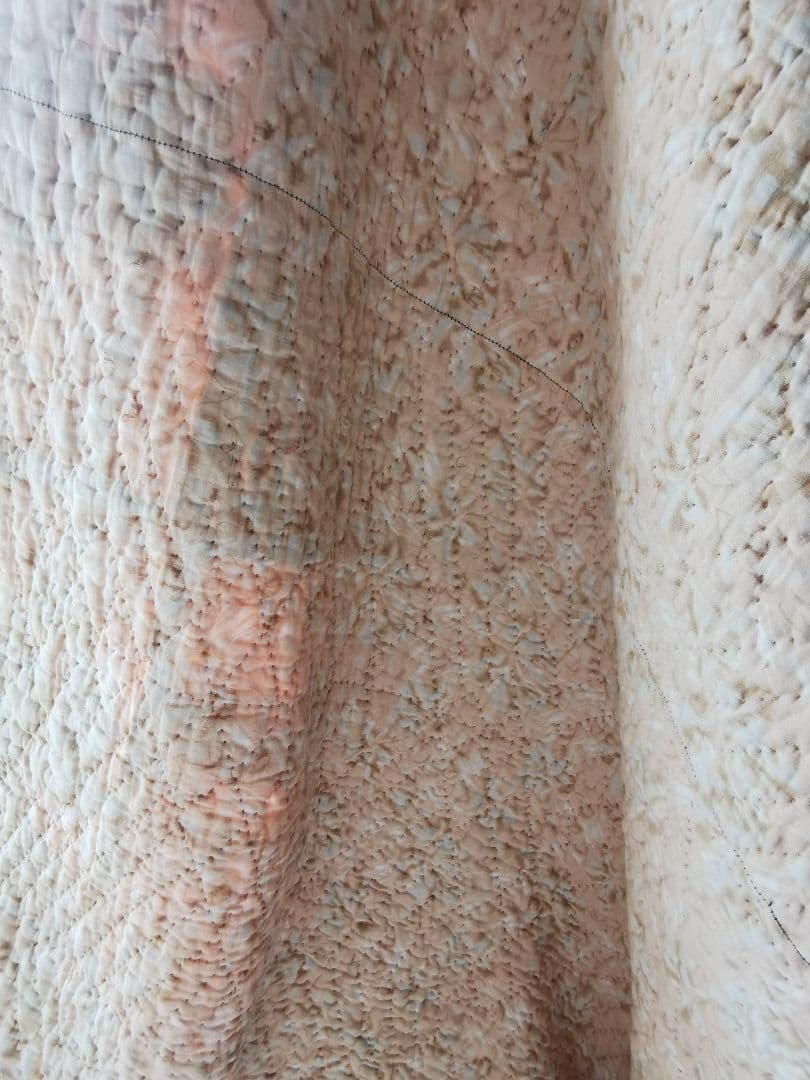 英国アンティーク ウェールズ/ダーラムキルト 肉厚ブティ風 ベージュボタニカル柄