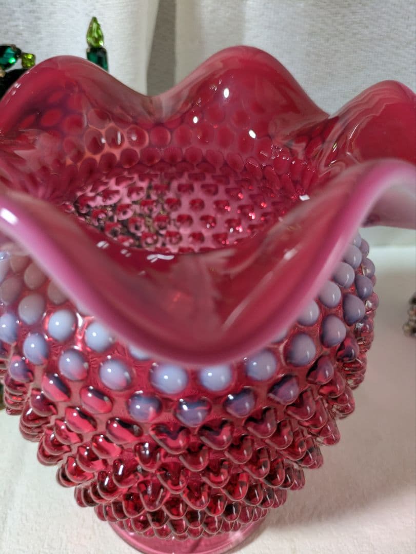 フェントン　クランベリーオパルセント　ホブネイル　フリルエッジ　刻印アリ